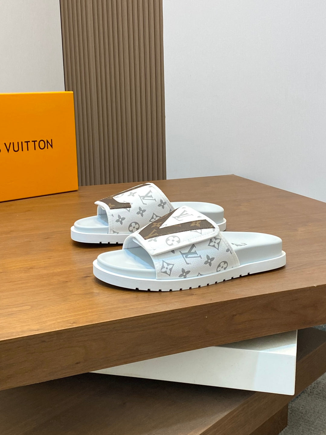 LuxluxHouse Best Quality Sandals Louis Vuitton