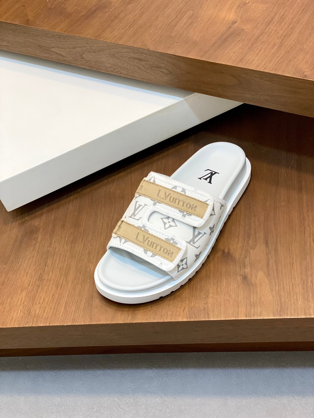 LuxluxHouse Best Quality Sandals Louis Vuitton