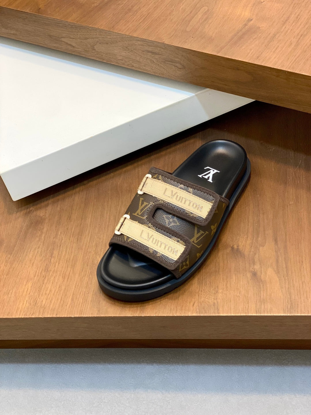 LuxluxHouse Best Quality Sandals Louis Vuitton