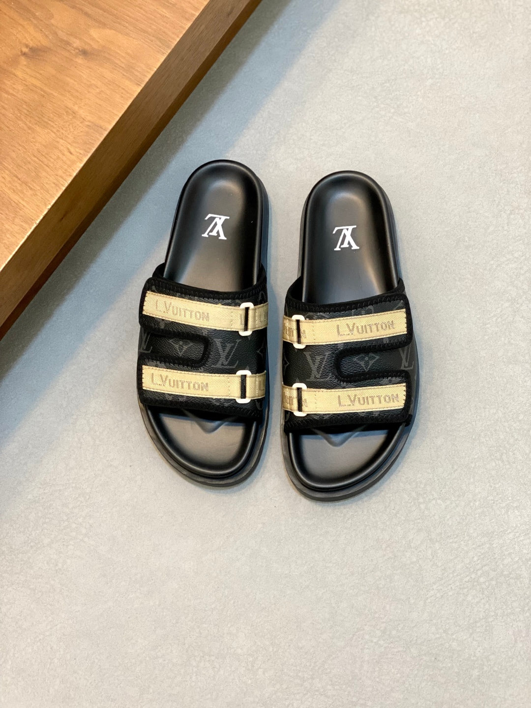LuxluxHouse Best Quality Sandals Louis Vuitton
