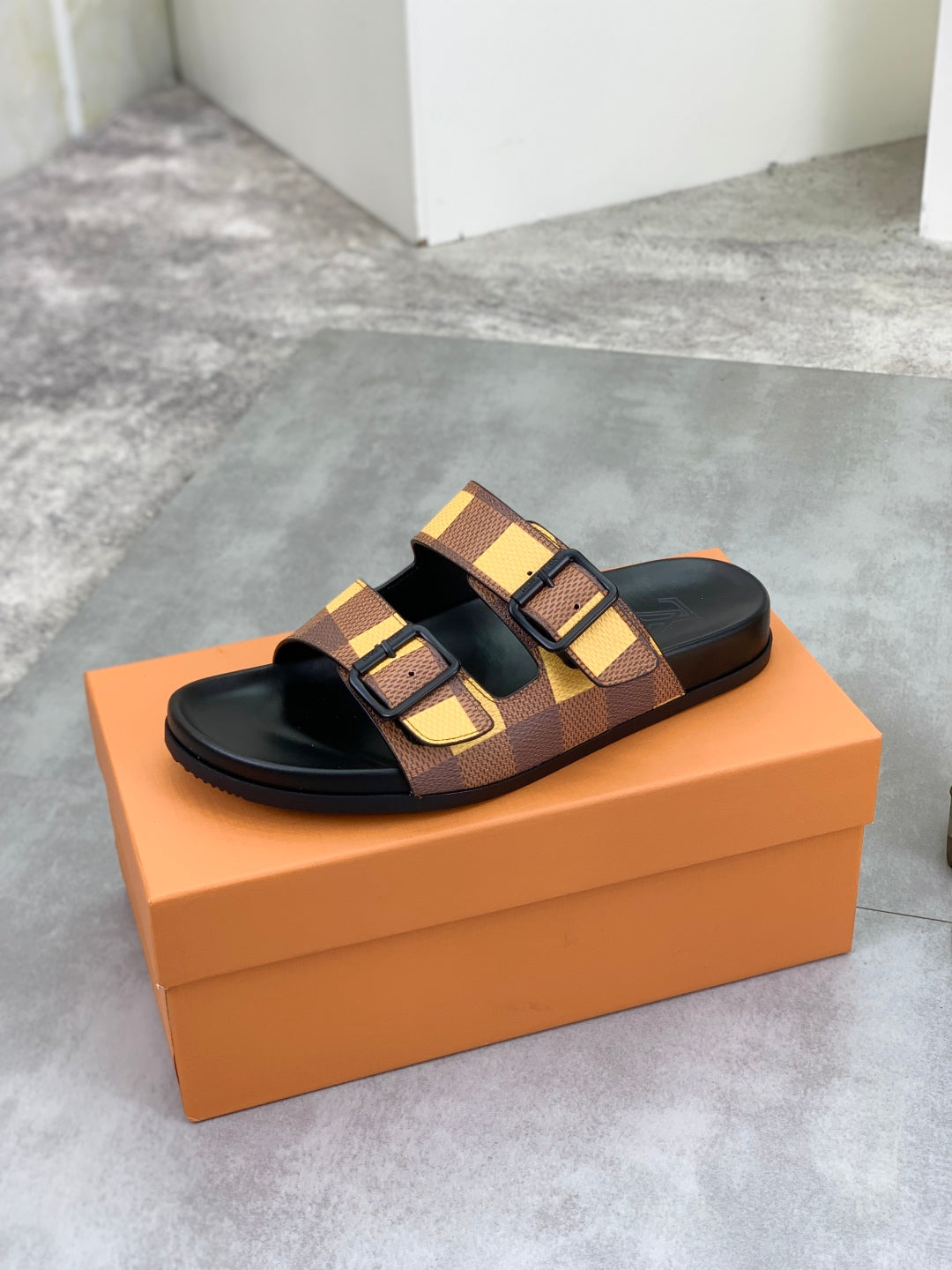 LuxluxHouse Best Quality Sandals Louis Vuitton