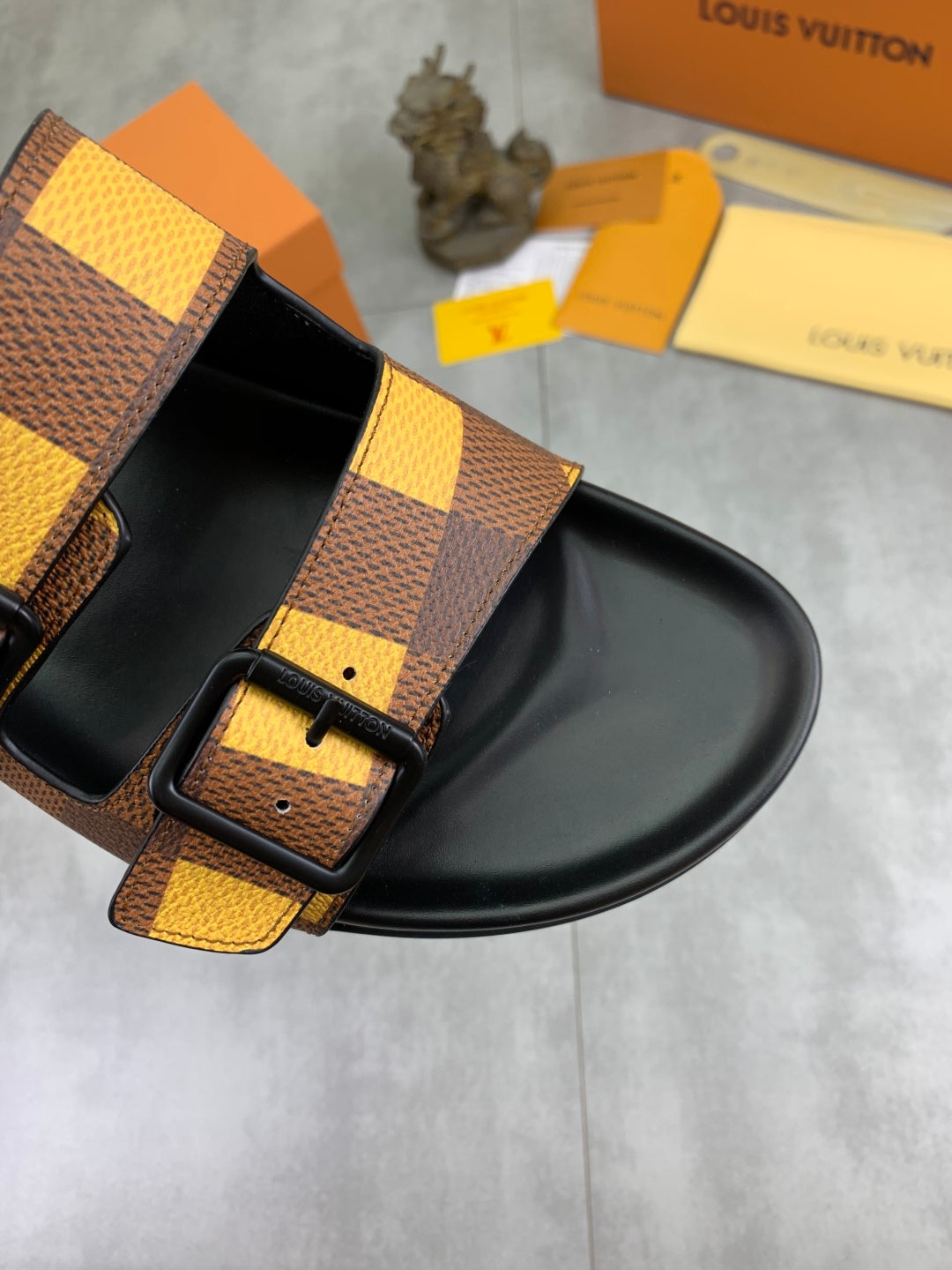 LuxluxHouse Best Quality Sandals Louis Vuitton