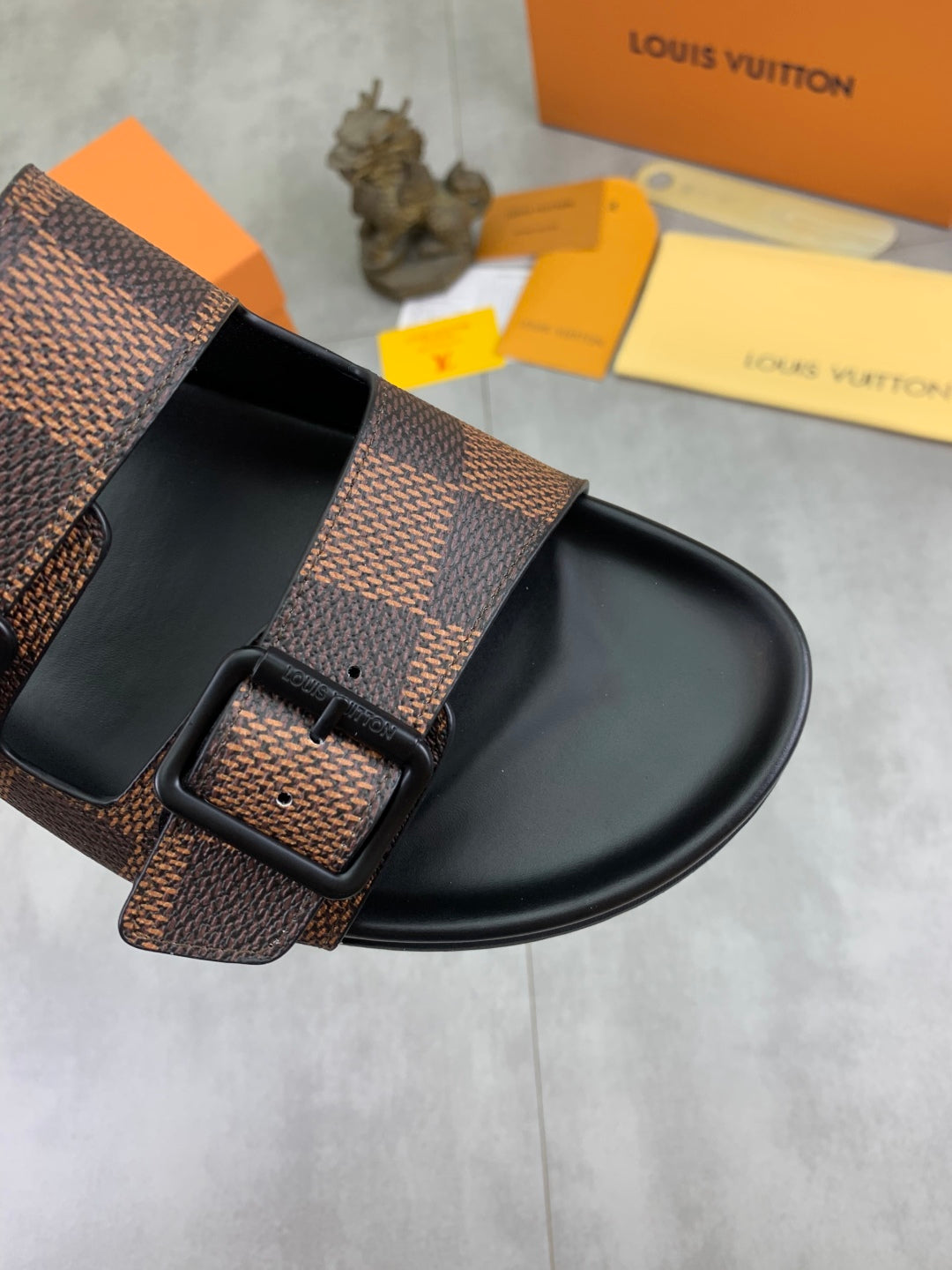 LuxluxHouse Best Quality Sandals Louis Vuitton