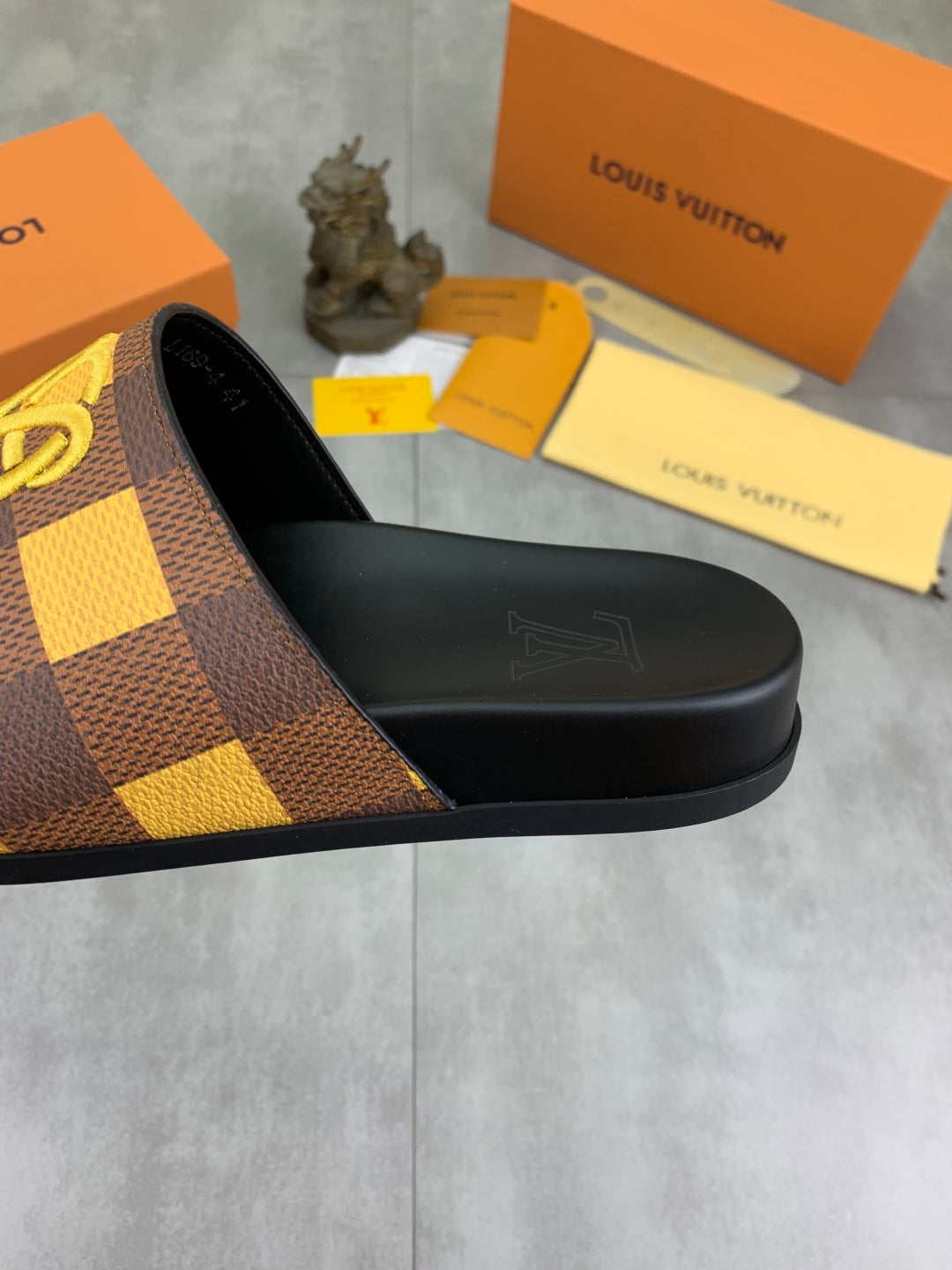 LuxluxHouse Best Quality Sandals Louis Vuitton