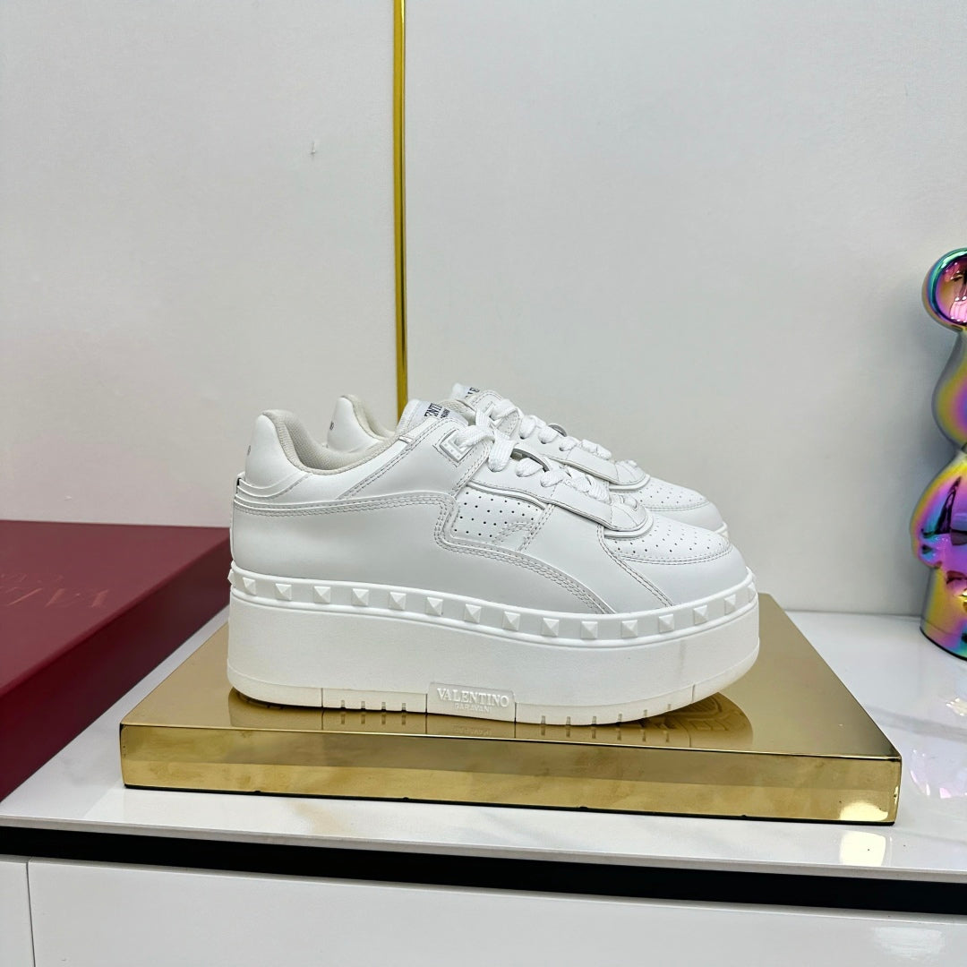 LuxluxHouse Best Quality Valentino Women Shoes