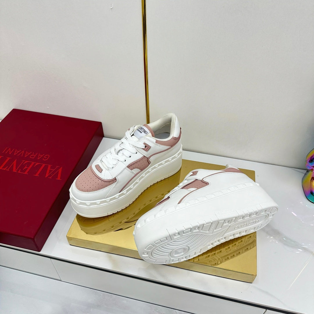 LuxluxHouse Best Quality Valentino Women Shoes