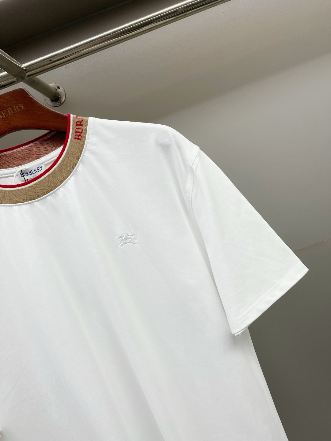 LuxluxHouse Best Quality Clothes Burberry T-shirt