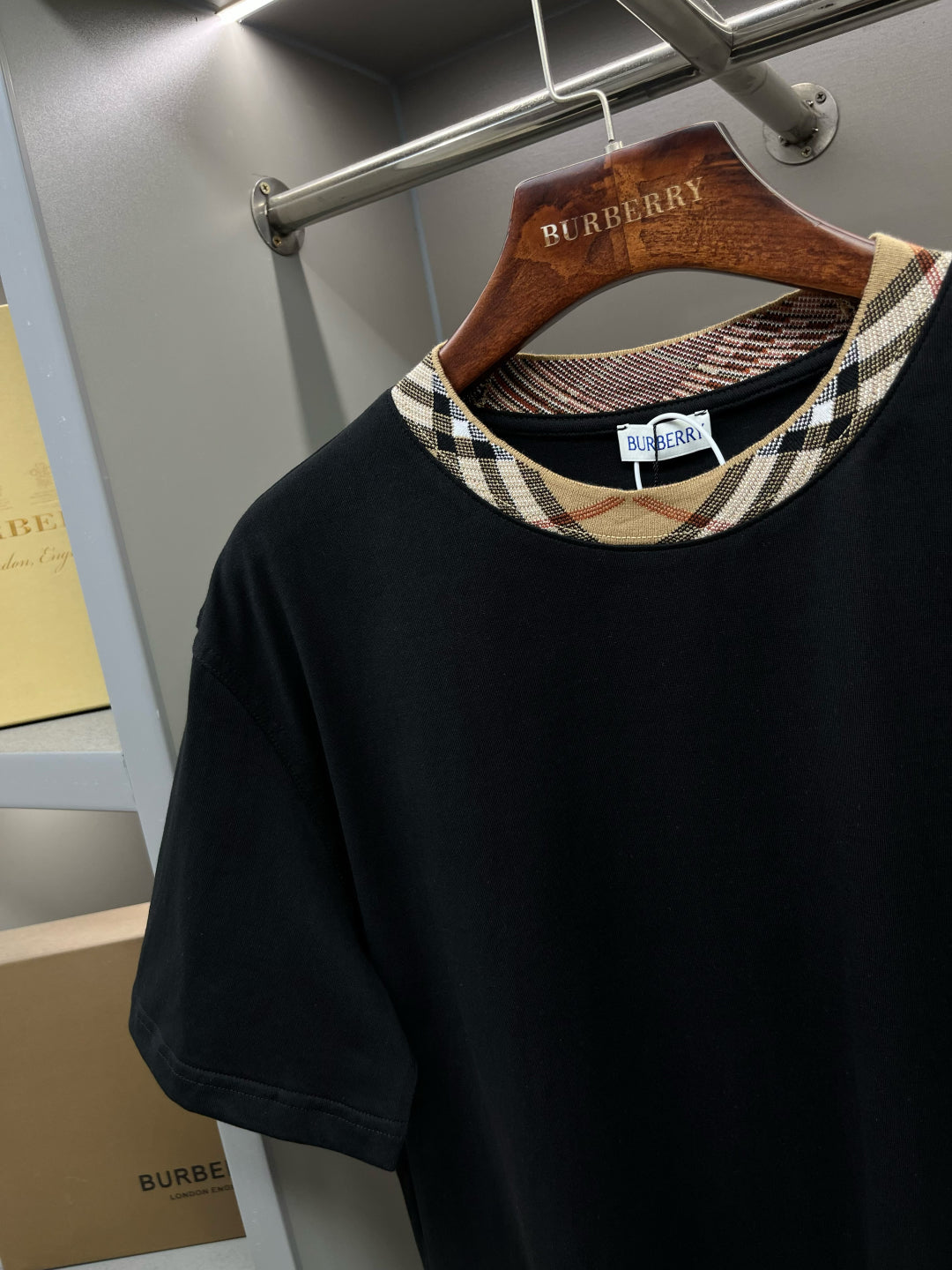 LuxluxHouse Best Quality Clothes Burberry T-shirt