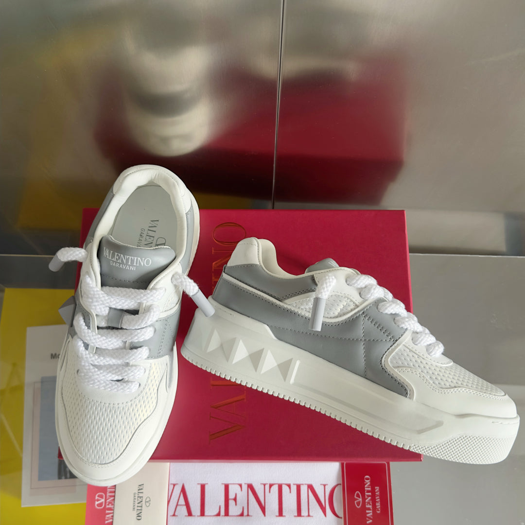 LuxluxHouse Best Quality Valentino Women Shoes