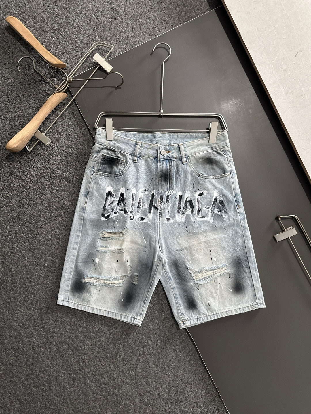 LuxluxHouse Best Quality Clothes Balenciaga Pants
