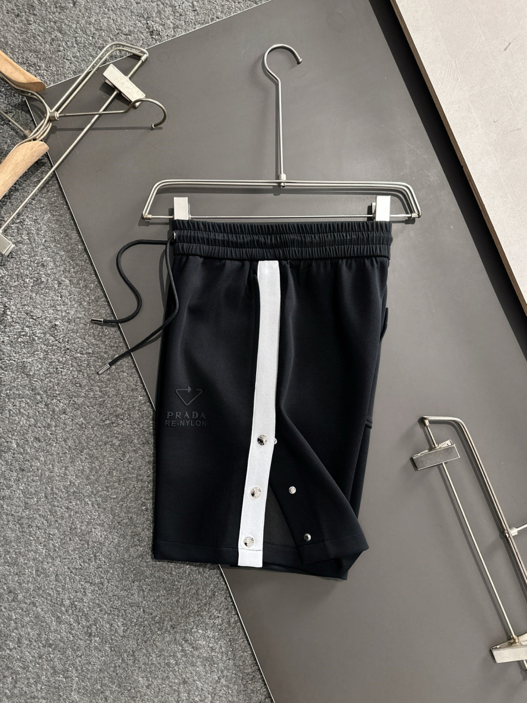 LuxluxHouse Best Quality Clothes Pants Prada