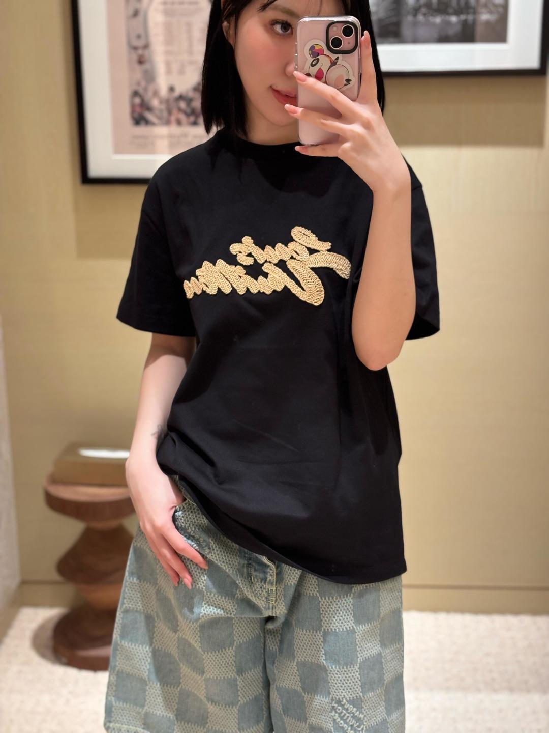 LuxluxHouse Best Quality Clothes T-shirt Louis Vuitton