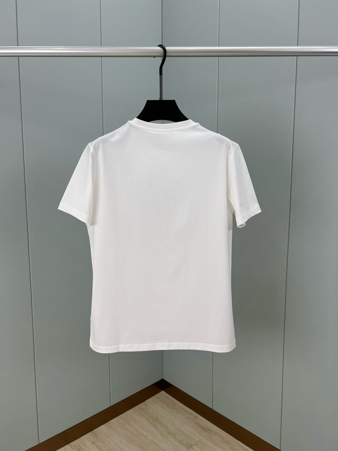 LuxluxHouse Best Quality Clothes T-shirt Loewe