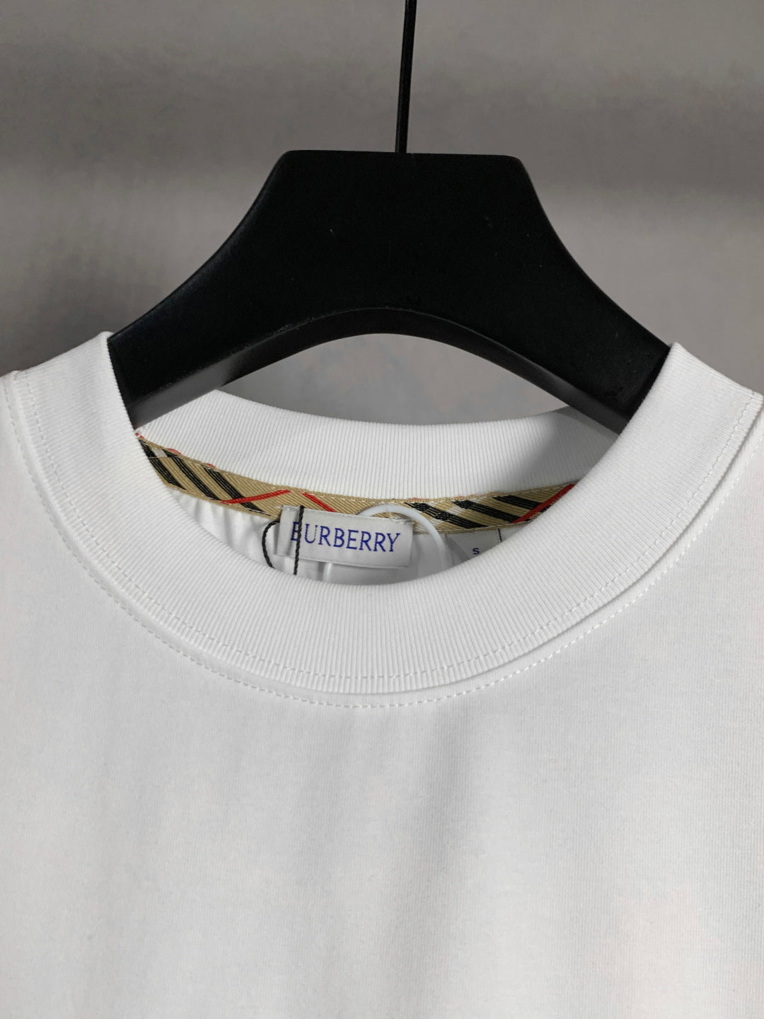 LuxluxHouse Best Quality Clothes Burberry T-shirt