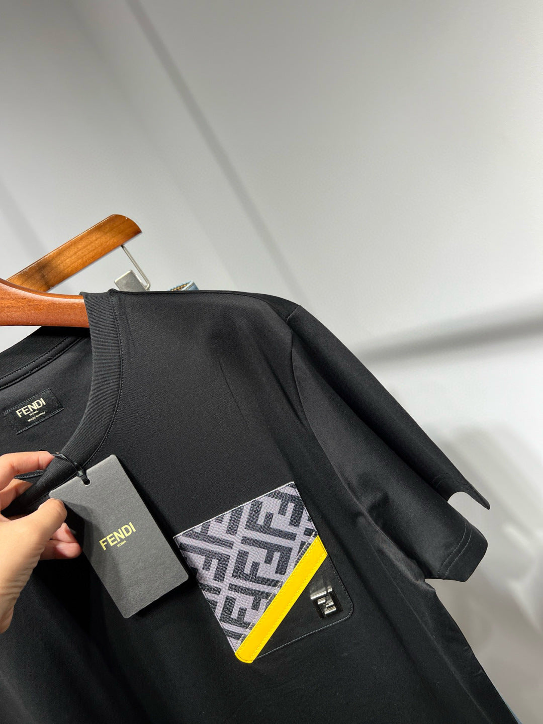 LuxluxHouse Best Quality Clothes Fendi T-shirt