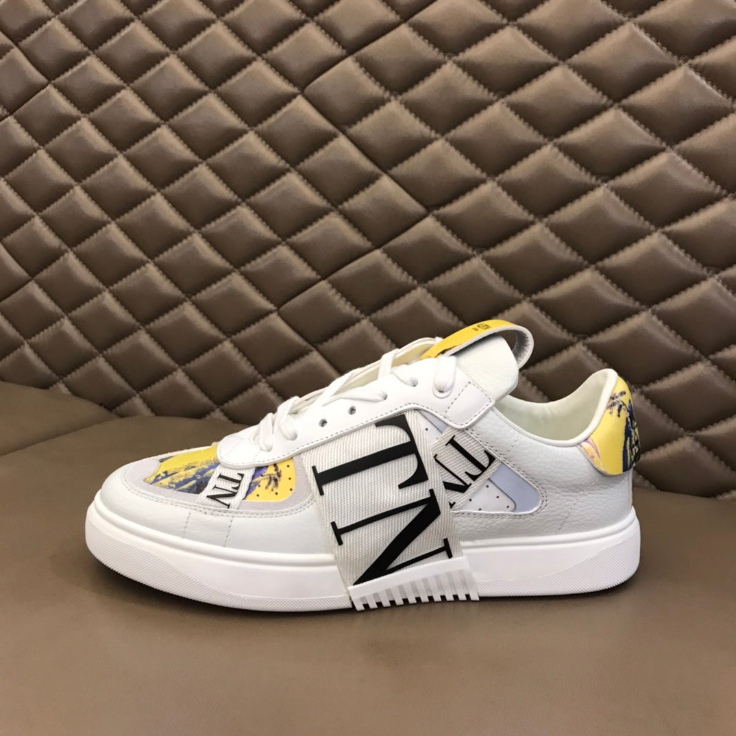 LuxluxHouse Best Quality Shoes Valentino