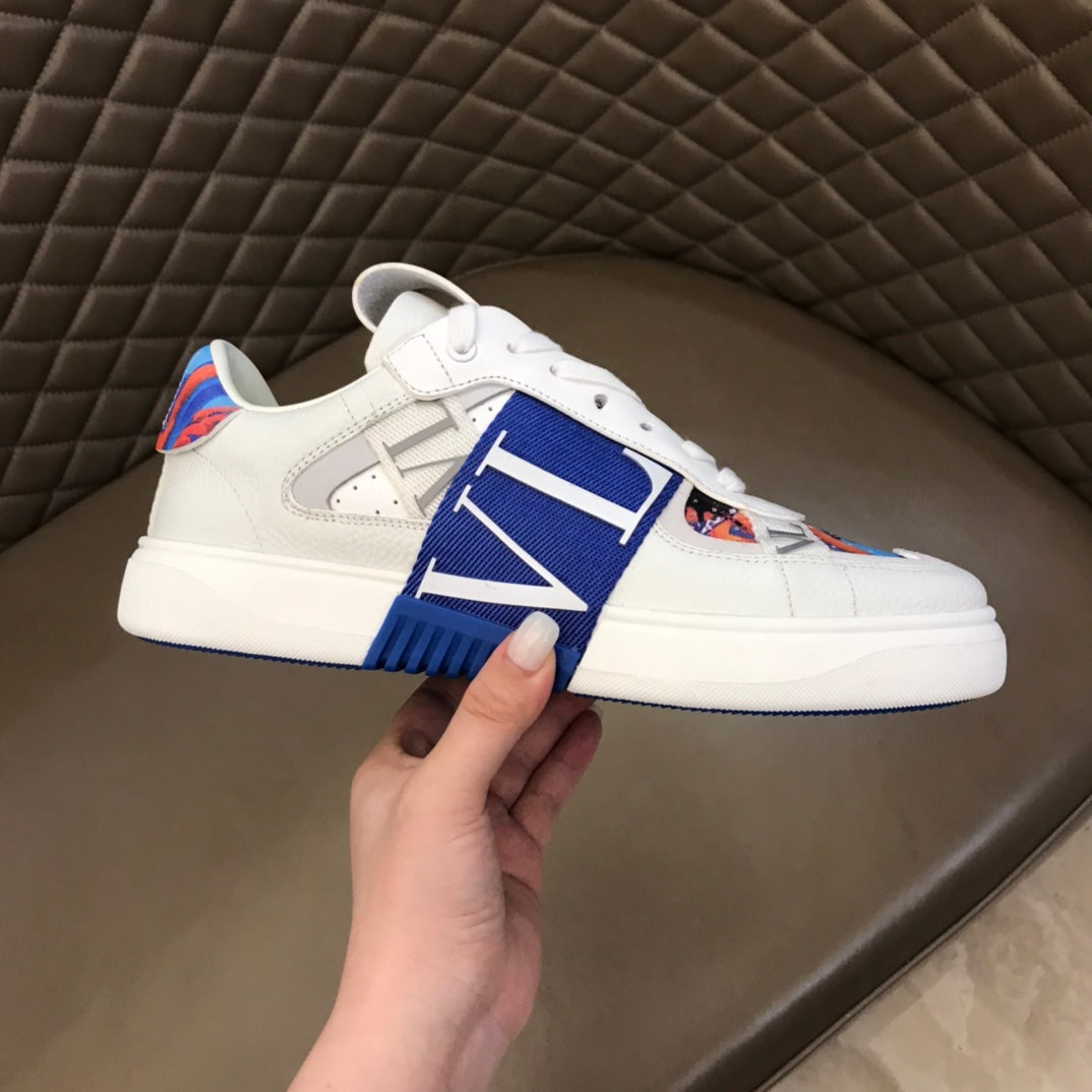 LuxluxHouse Best Quality Shoes Valentino