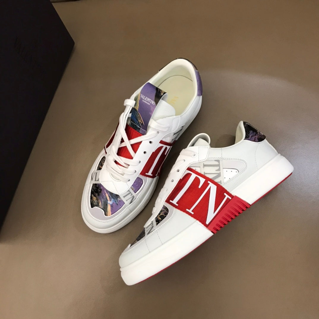 LuxluxHouse Best Quality Shoes Valentino