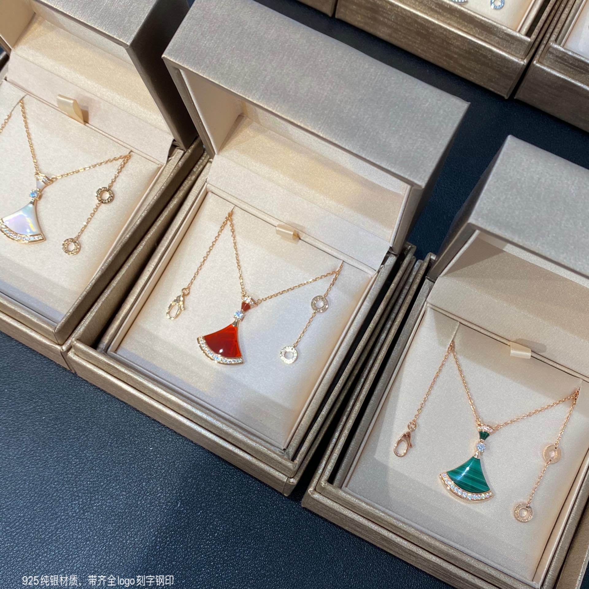 LuxluxHouse Best Quality Accessories Necklace Bvlgari