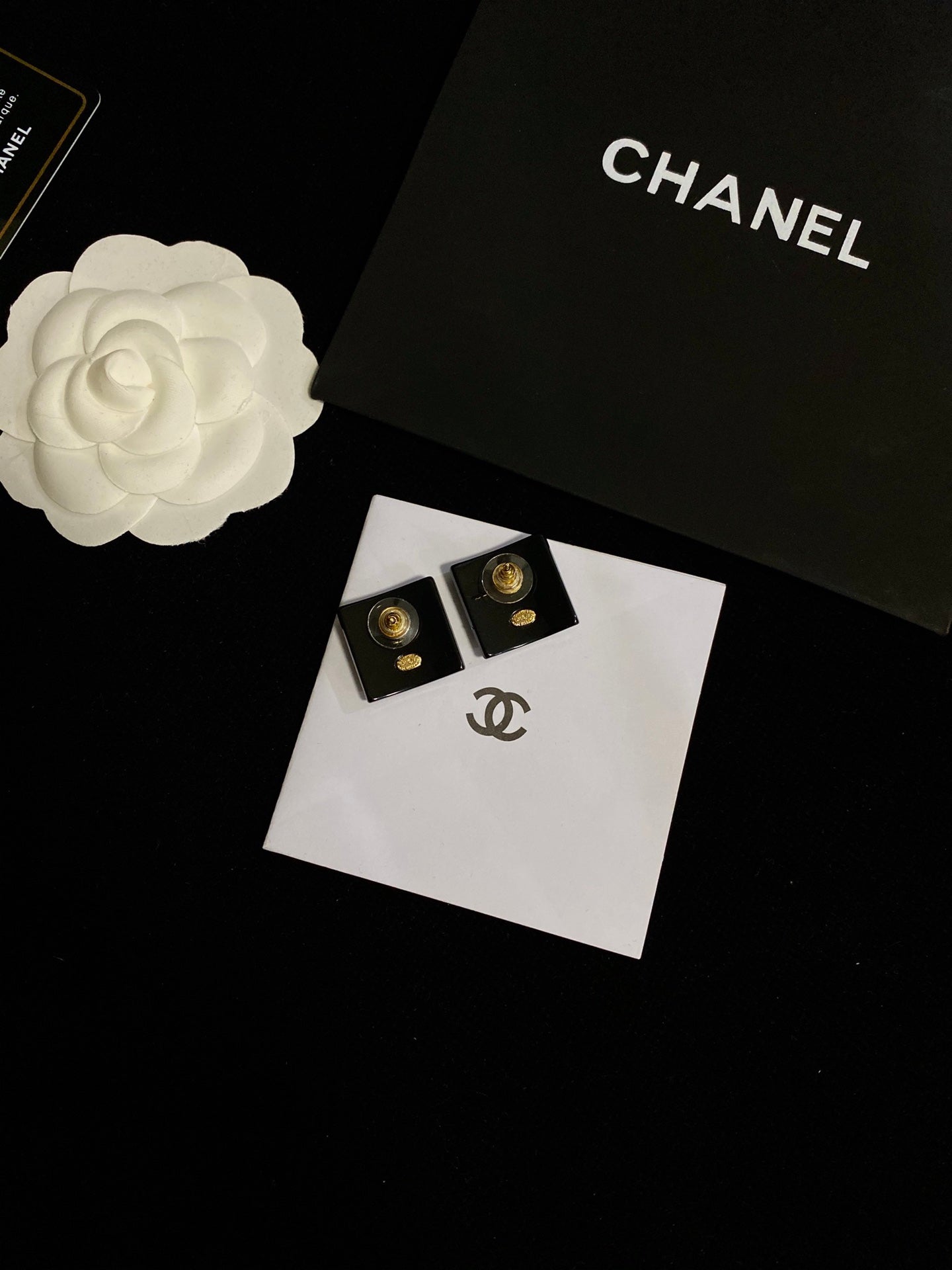 LuxluxHouse Best Quality Accessories Chanel Earrings