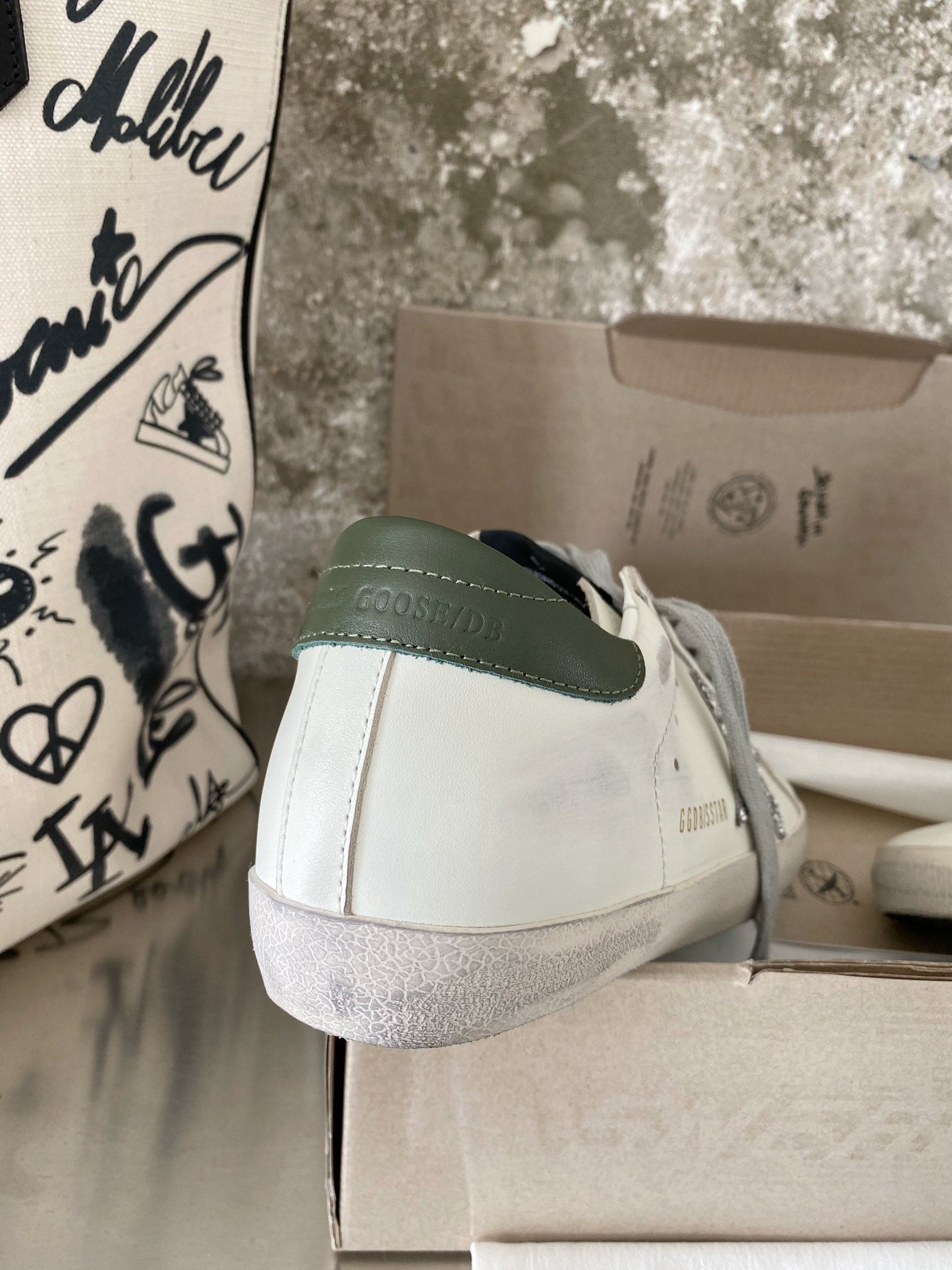 LuxluxHouse Best Quality Shoes Golden Goose