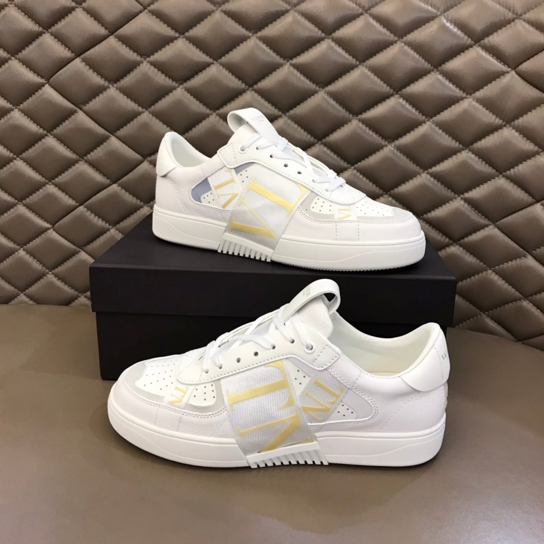 LuxluxHouse Best Quality Shoes Valentino