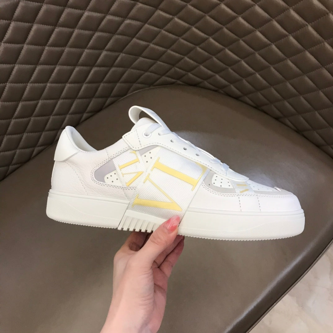 LuxluxHouse Best Quality Shoes Valentino