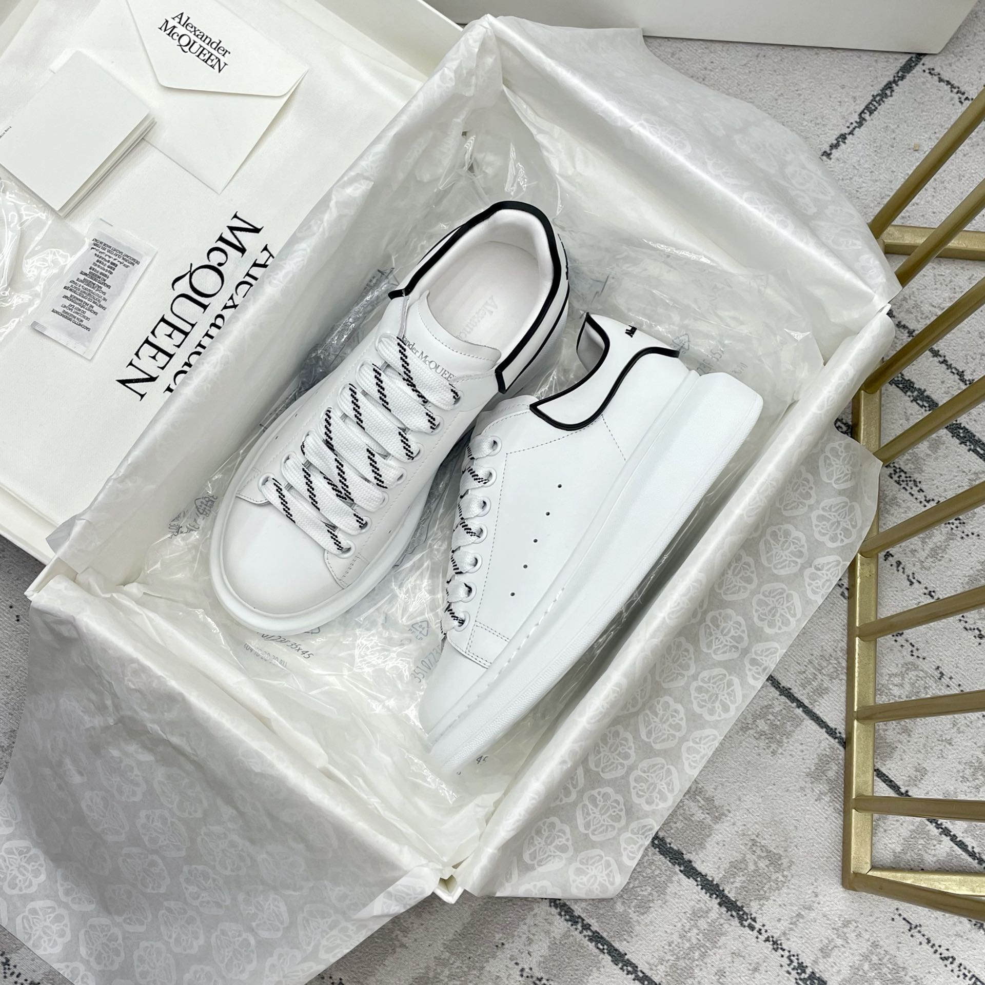 LuxluxHouse Best Quality Shoes Alexander McQueen