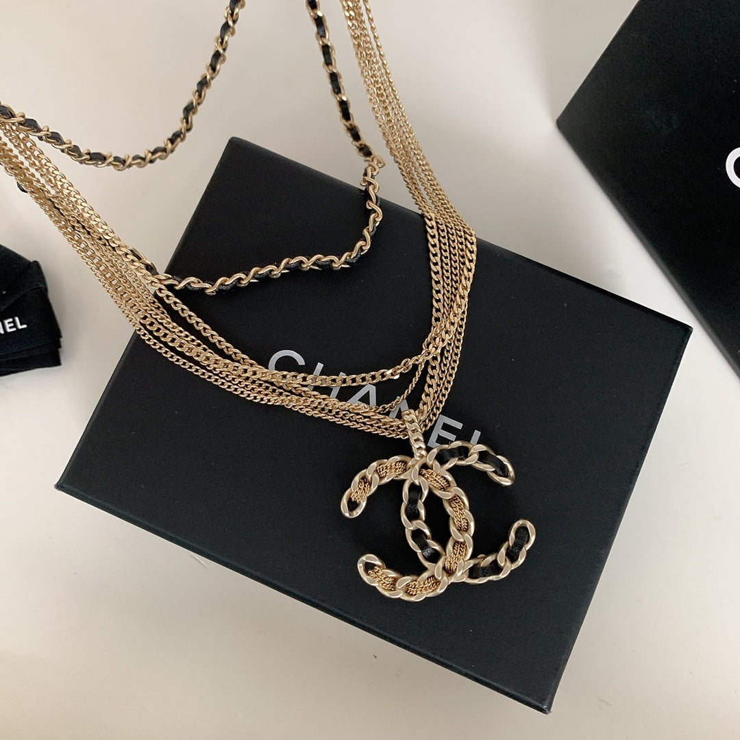 LuxluxHouse Low Price And High Quality Accessories Chanel