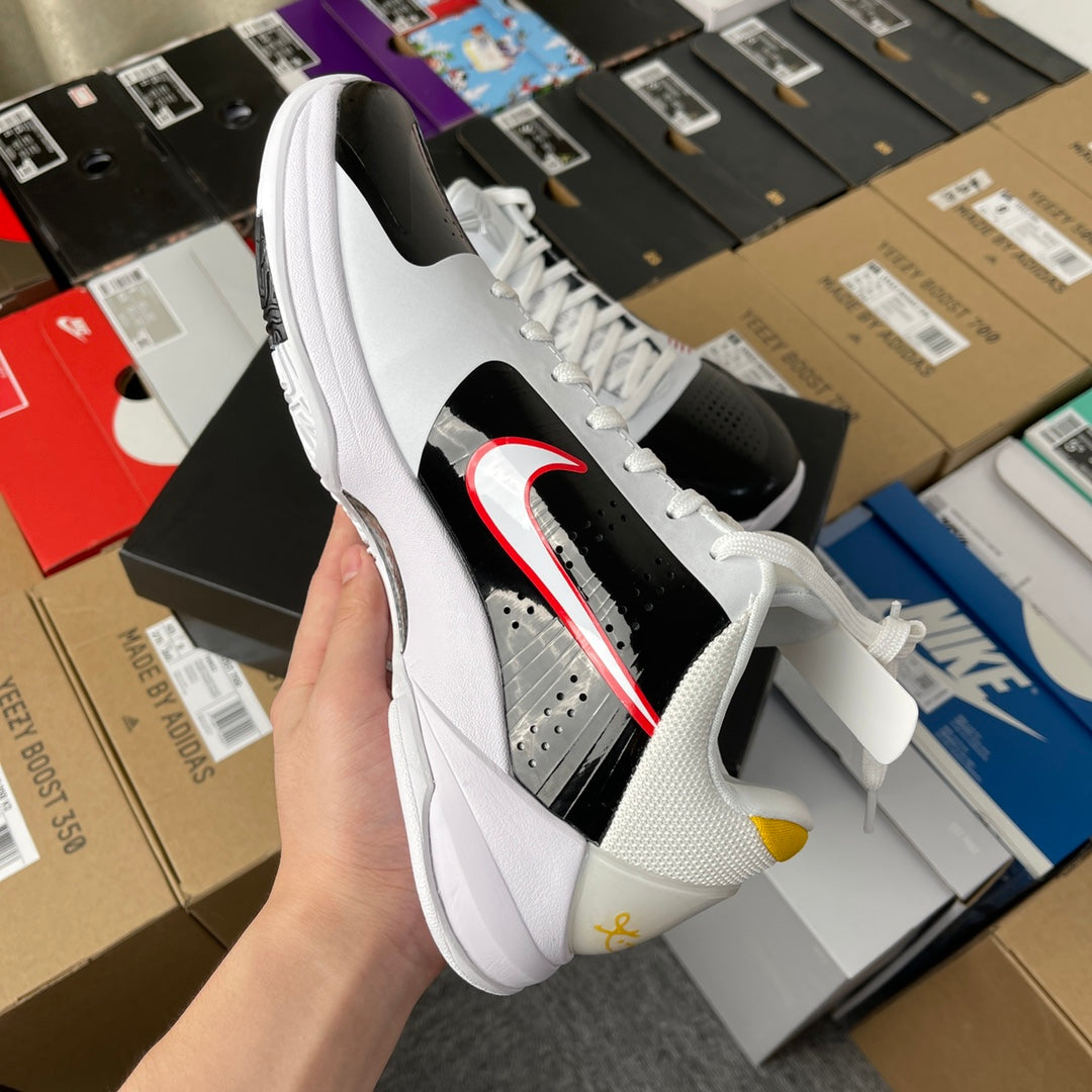 Max/WKB Batch-Nike Zoom Kobe 5 Protro “Bruce Lee Alt”