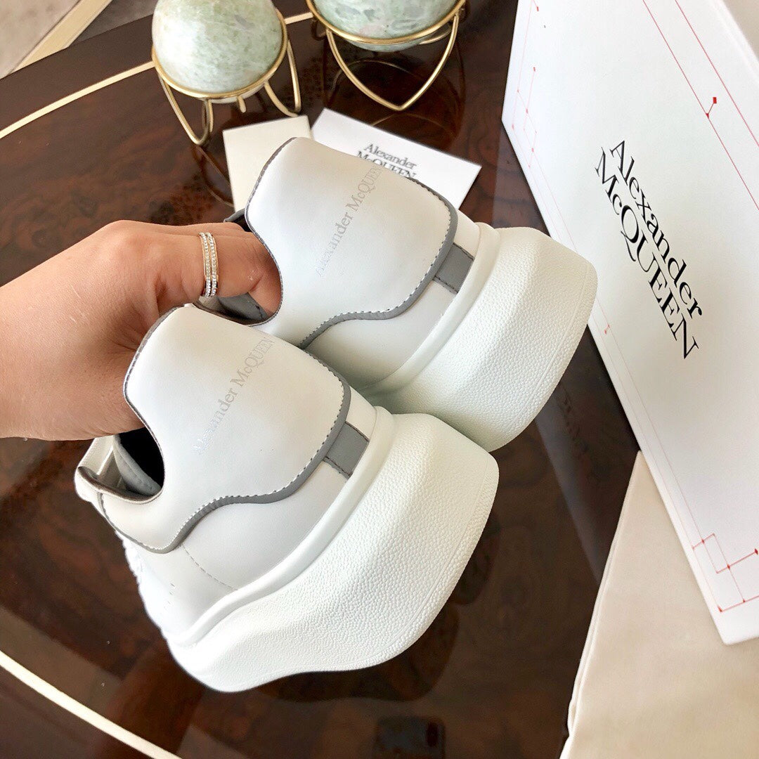 LuxluxHouse Best Quality Shoes Alexander McQueen