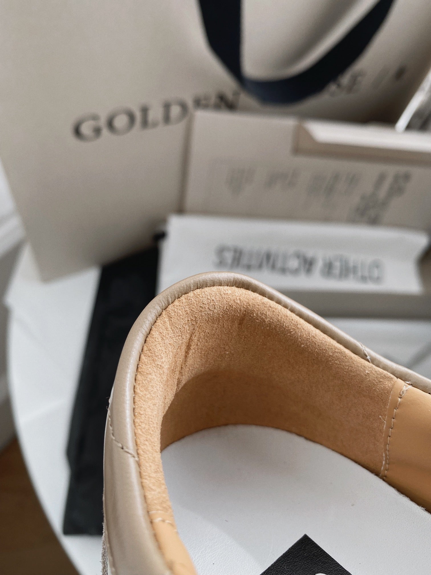 LuxluxHouse Best Quality Shoes Golden Goose