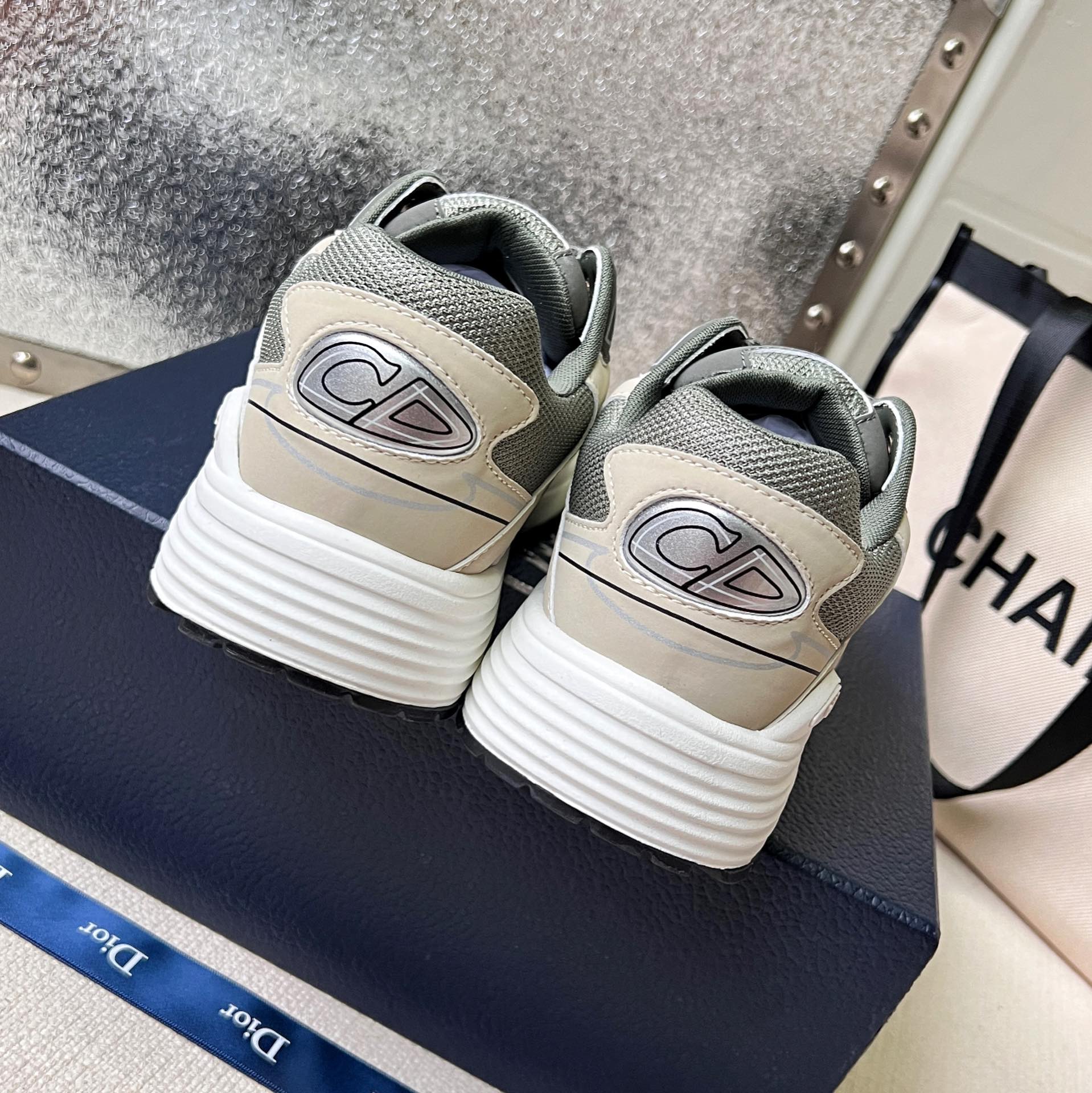 LuxluxHouse Best Quality Shoes Dior