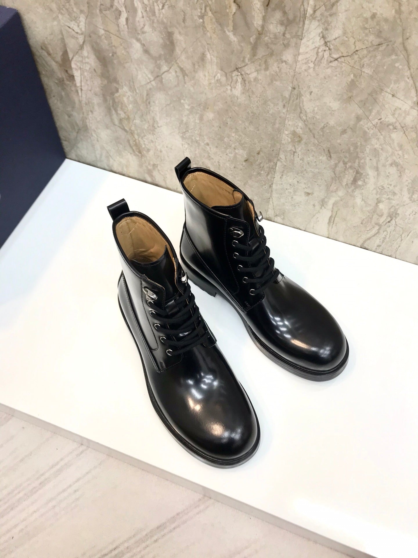 LuxluxHouse Best Quality Shoes Dior