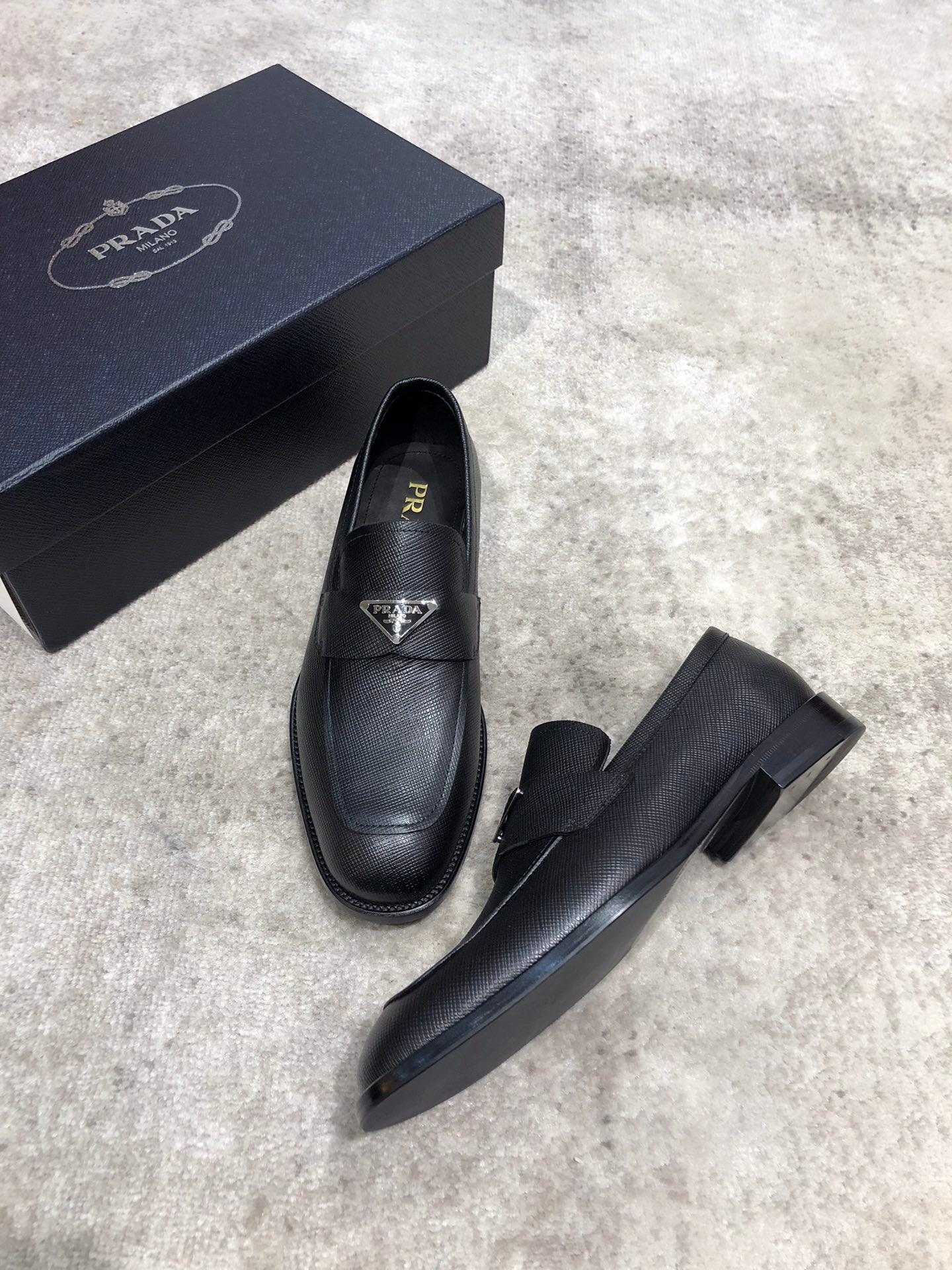 LuxluxHouse Best Quality Shoes Prada