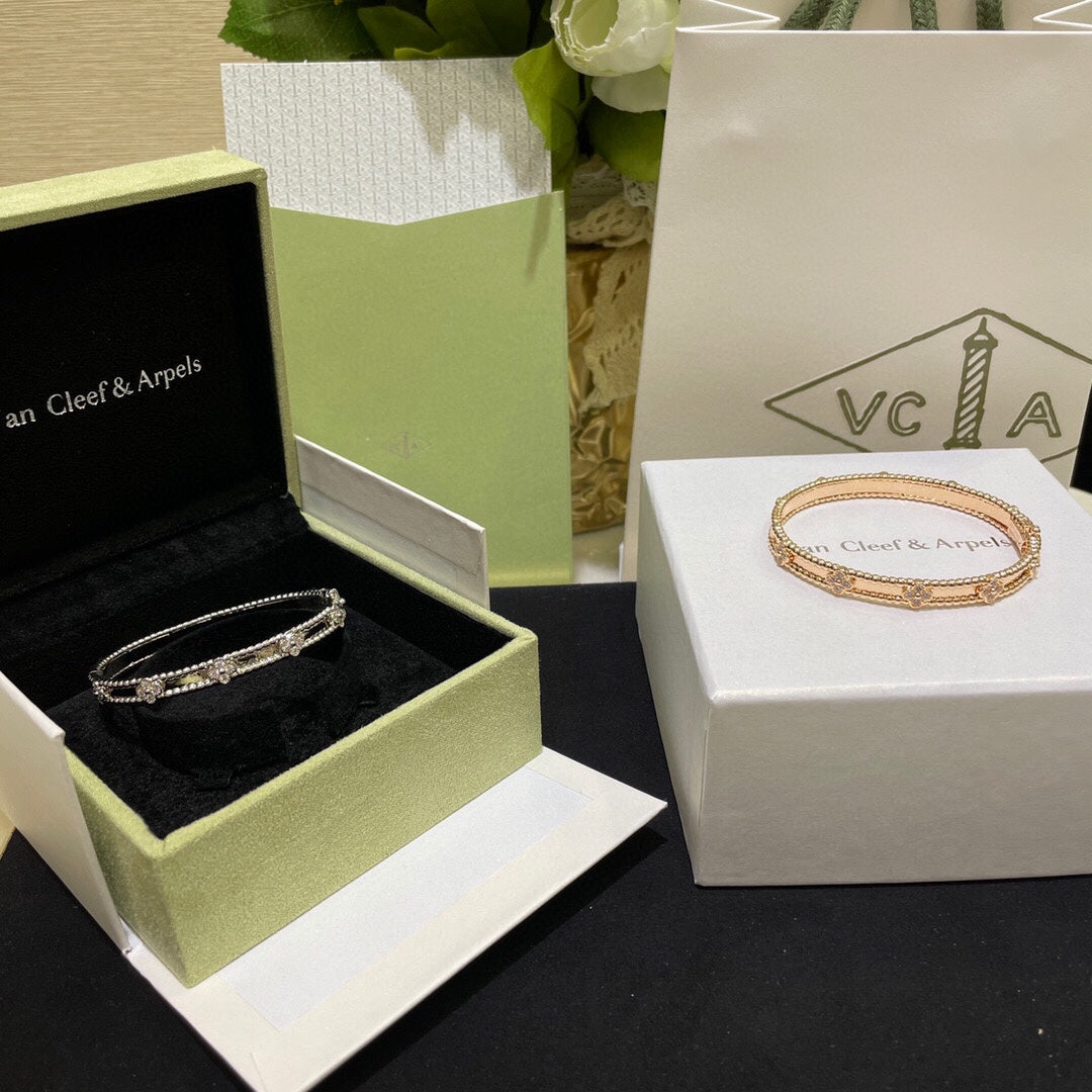 LuxluxHouse Best Quality Accessories Van Cleef & Arpels