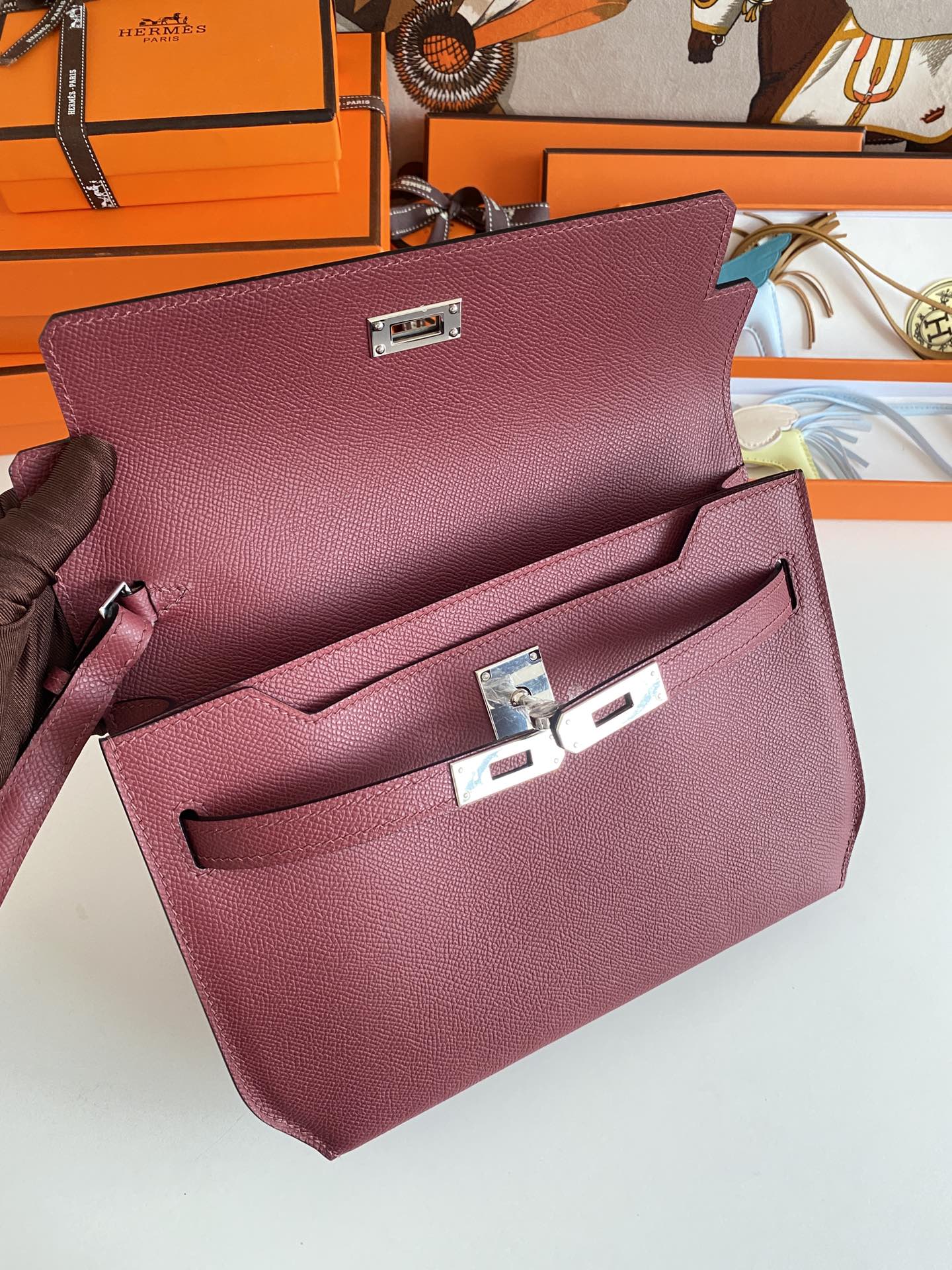 LuxluxHouse Best Quality Bags Men