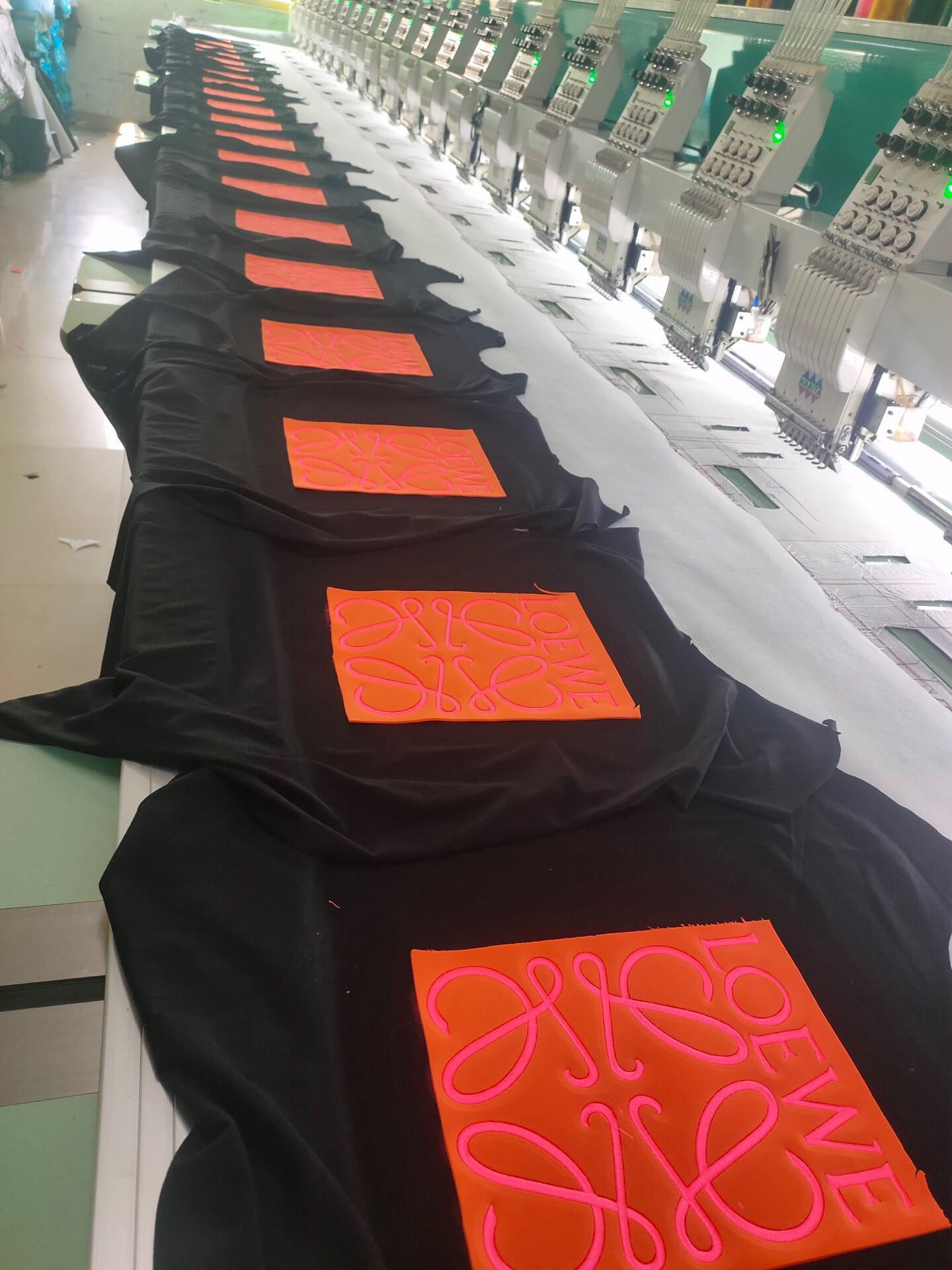 LuxluxHouse Best Quality Clothes T-shirt Loewe