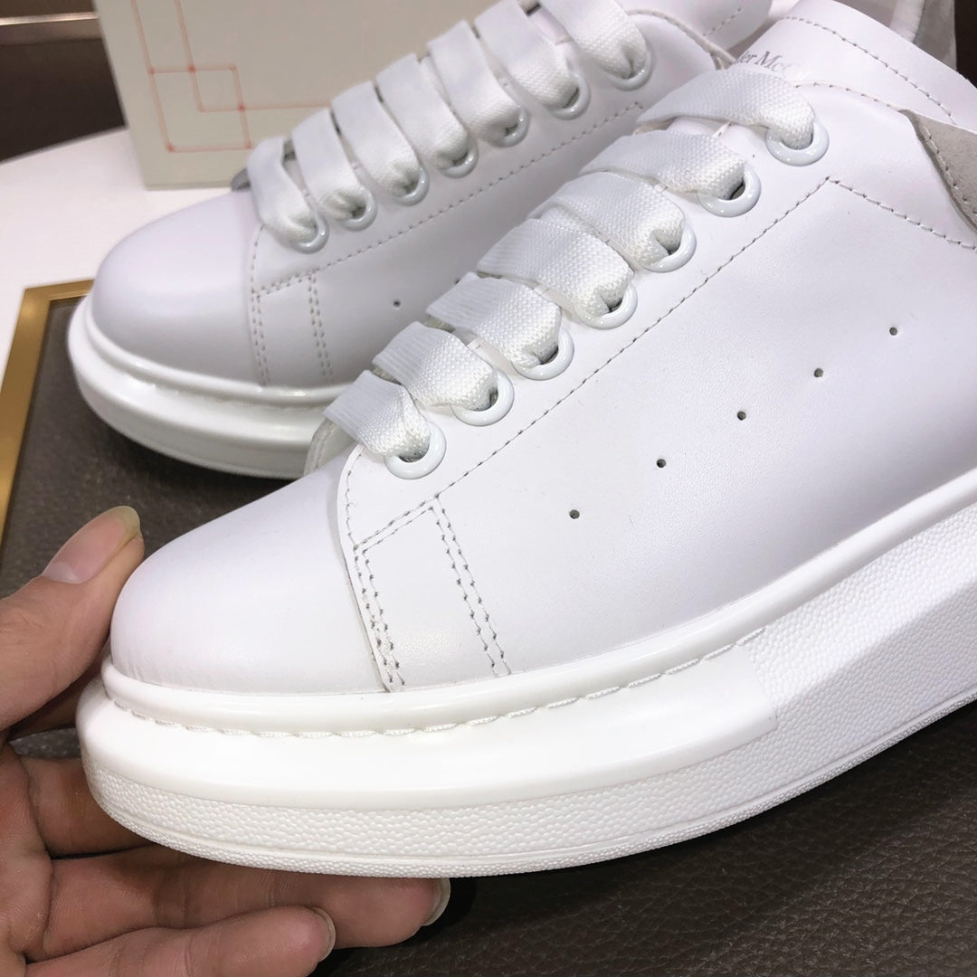 LuxluxHouse Best Quality Shoes Alexander McQueen