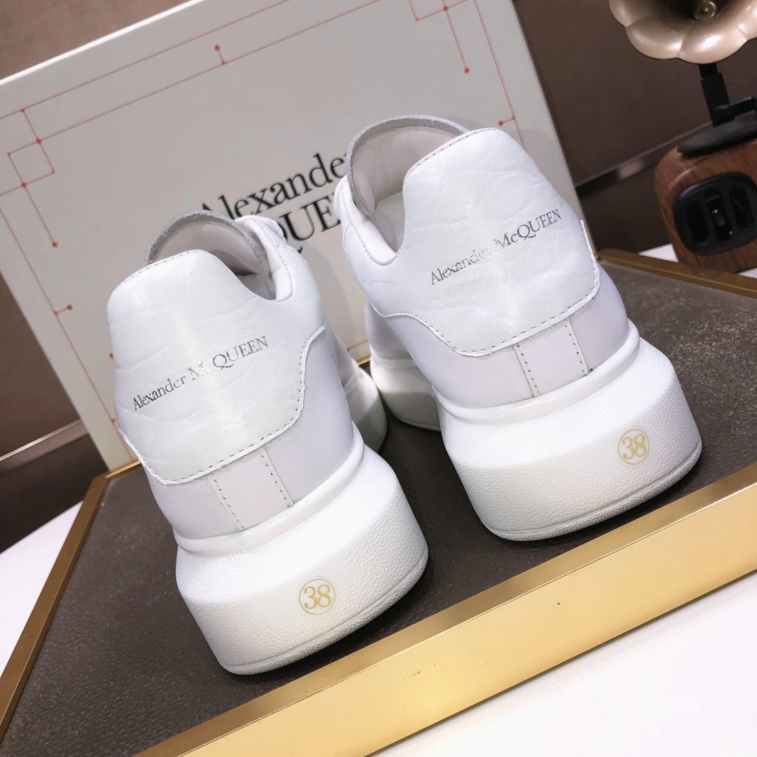 LuxluxHouse Best Quality Shoes Alexander McQueen