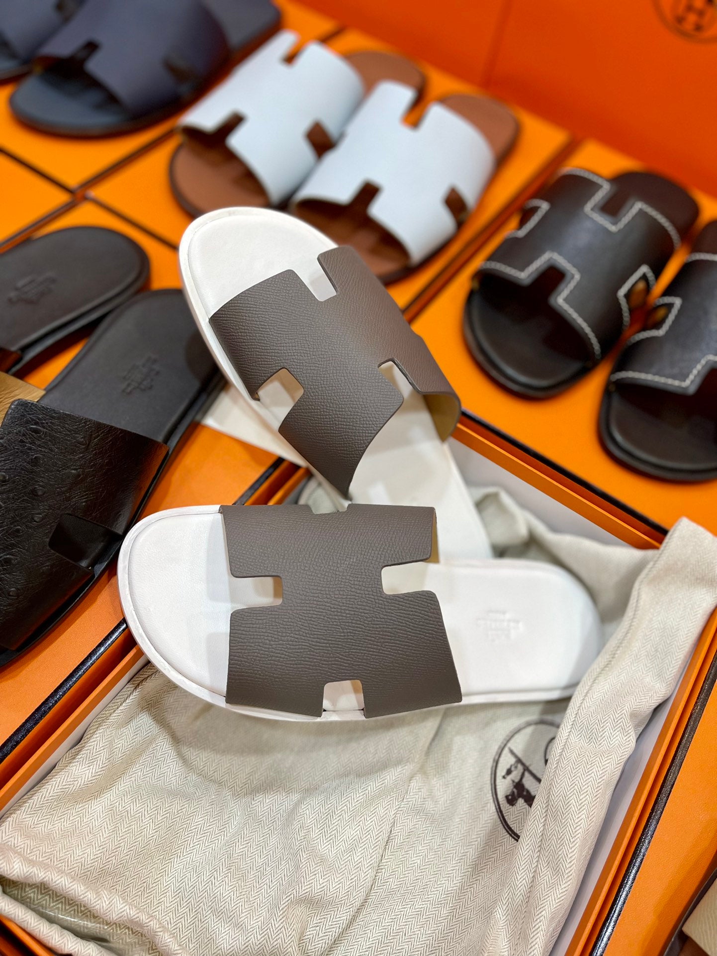 LuxluxHouse Best Quality Sandals Hermes