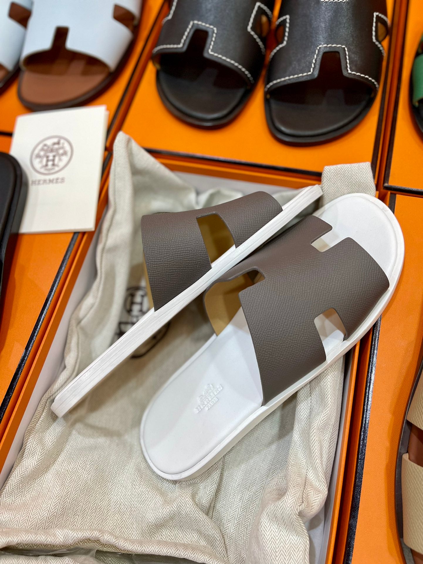LuxluxHouse Best Quality Sandals Hermes