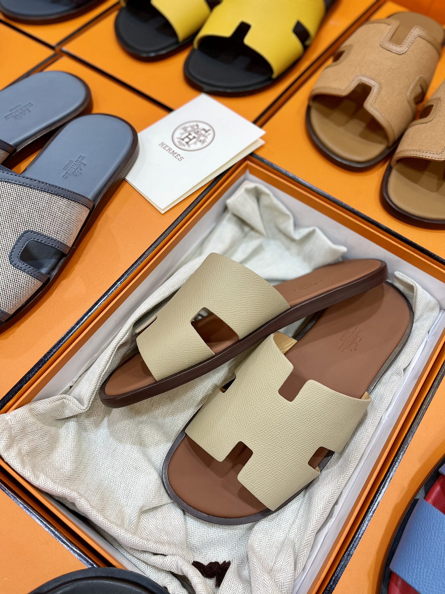 LuxluxHouse Best Quality Sandals Hermes