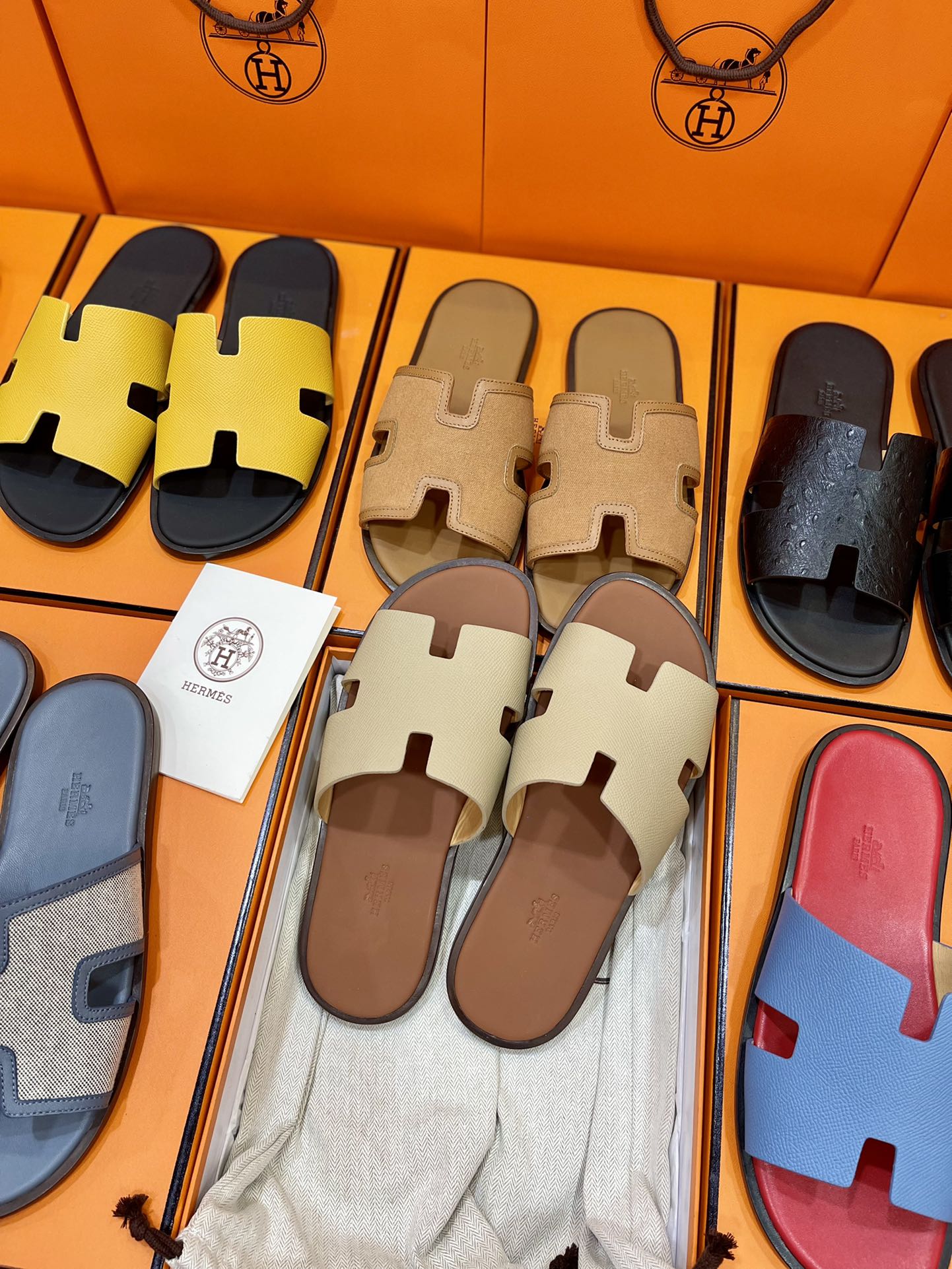 LuxluxHouse Best Quality Sandals Hermes