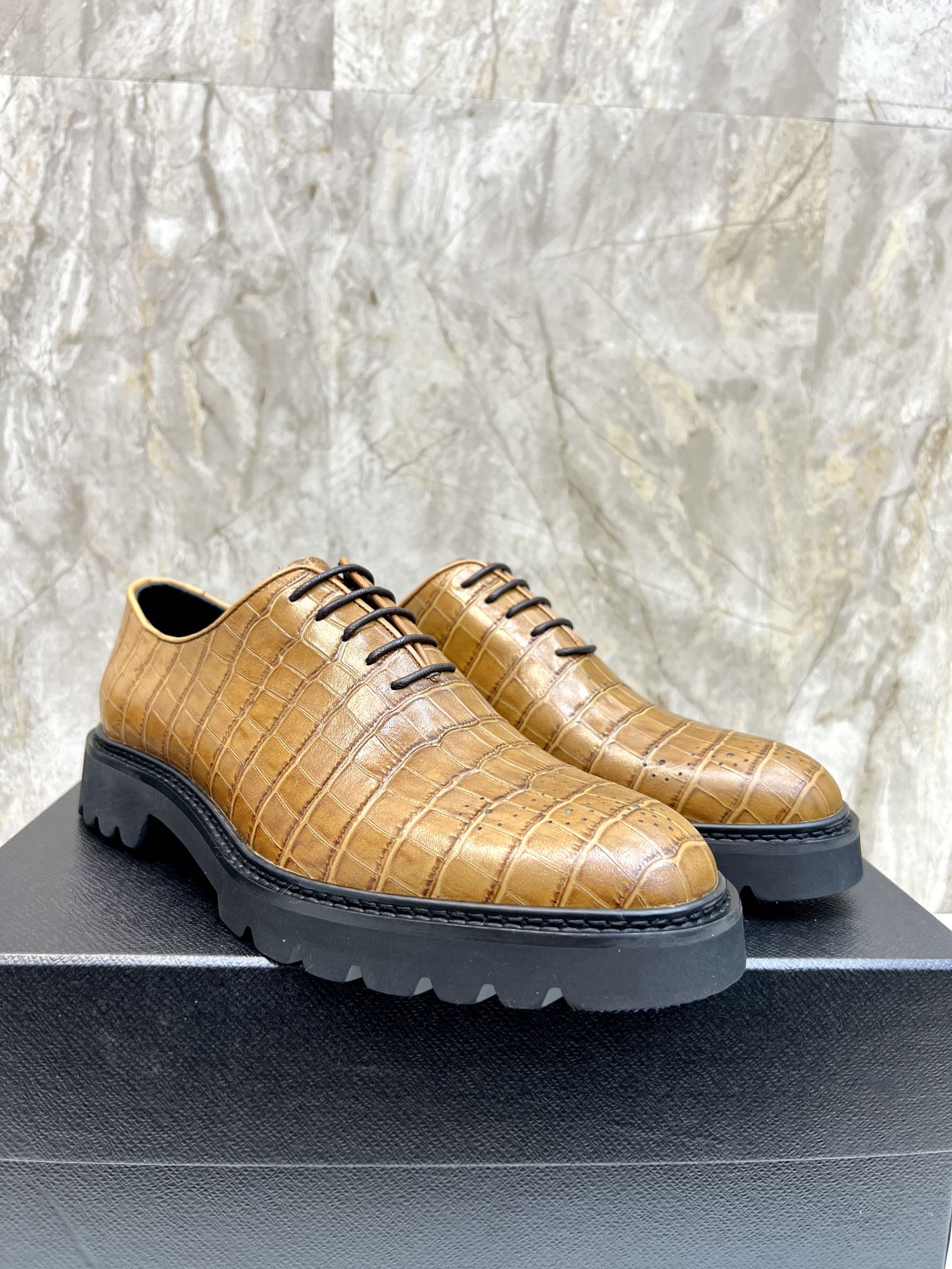 LuxluxHouse Best Quality Shoes Prada