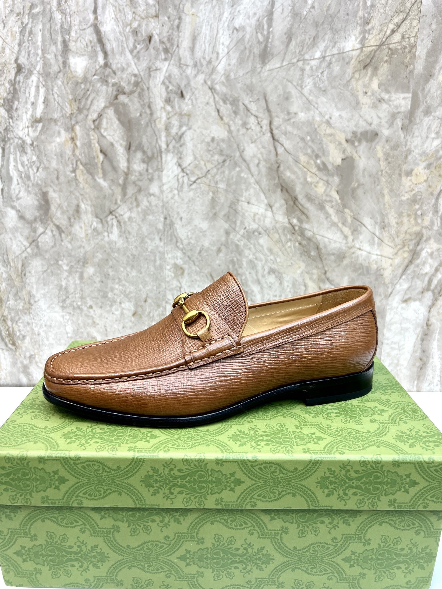 LuxluxHouse Best Quality Shoes Gucci