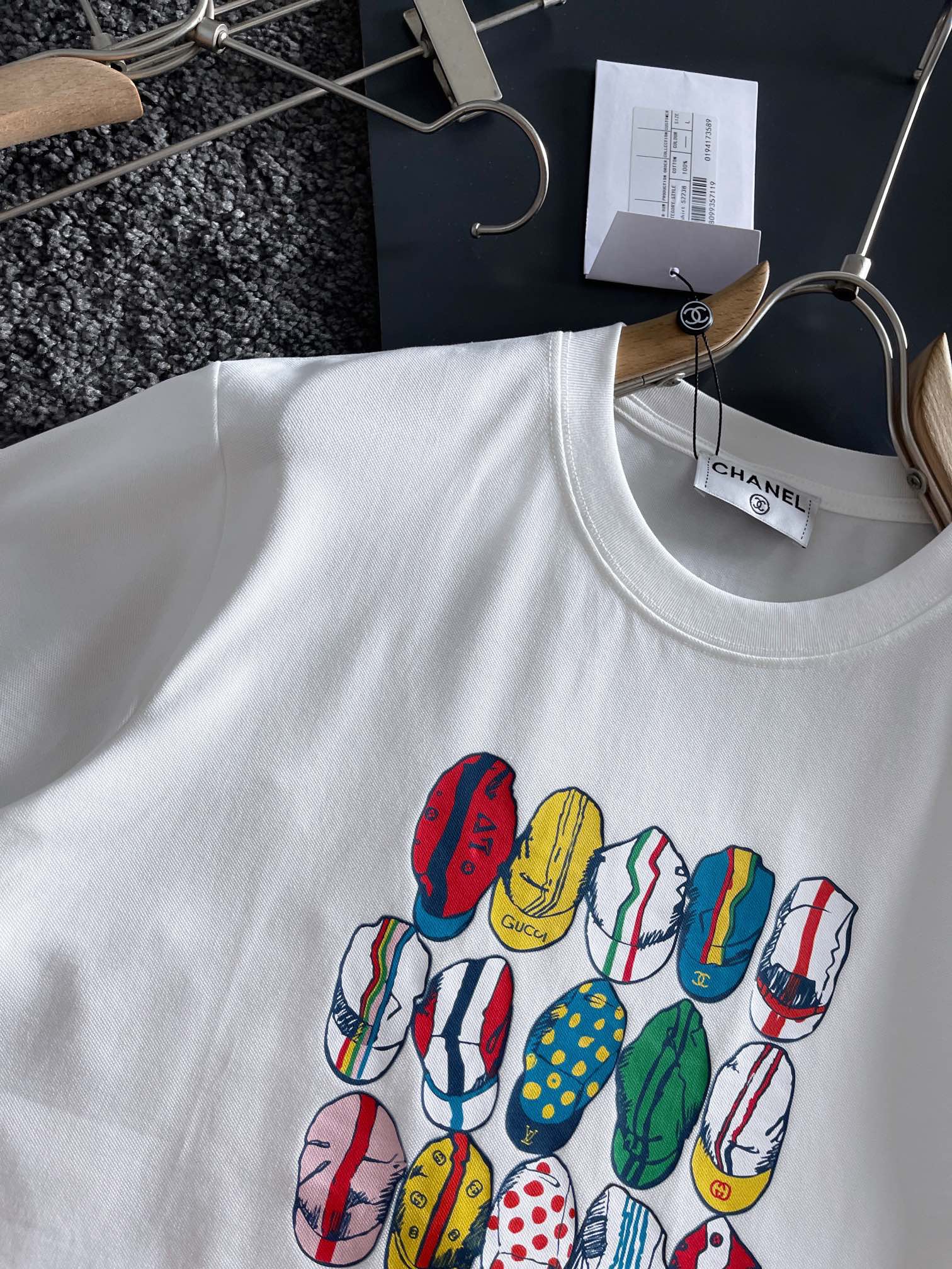 LuxluxHouse Best Quality Clothes T-shirt Chanel & Maison Margiela
