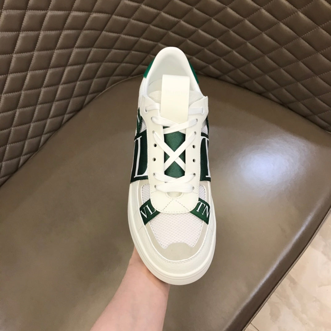LuxluxHouse Best Quality Shoes Valentino
