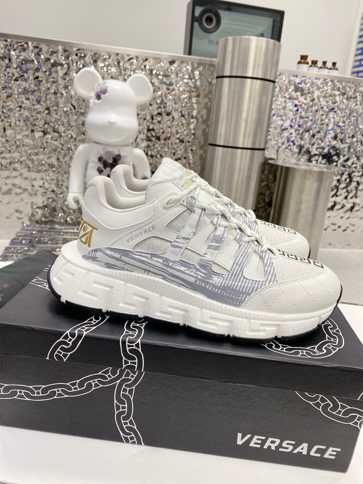 LuxluxHouse Best Quality Shoes Versace