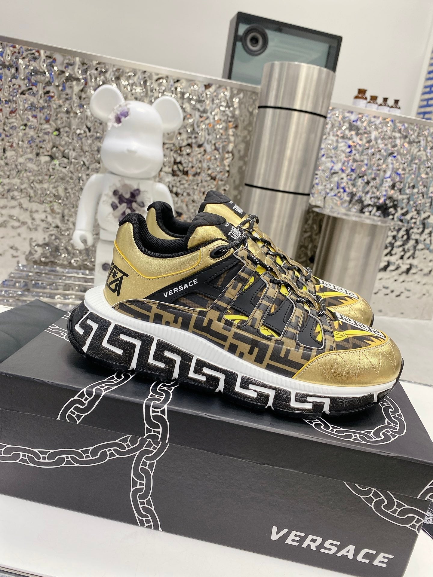 LuxluxHouse Best Quality Shoes Versace